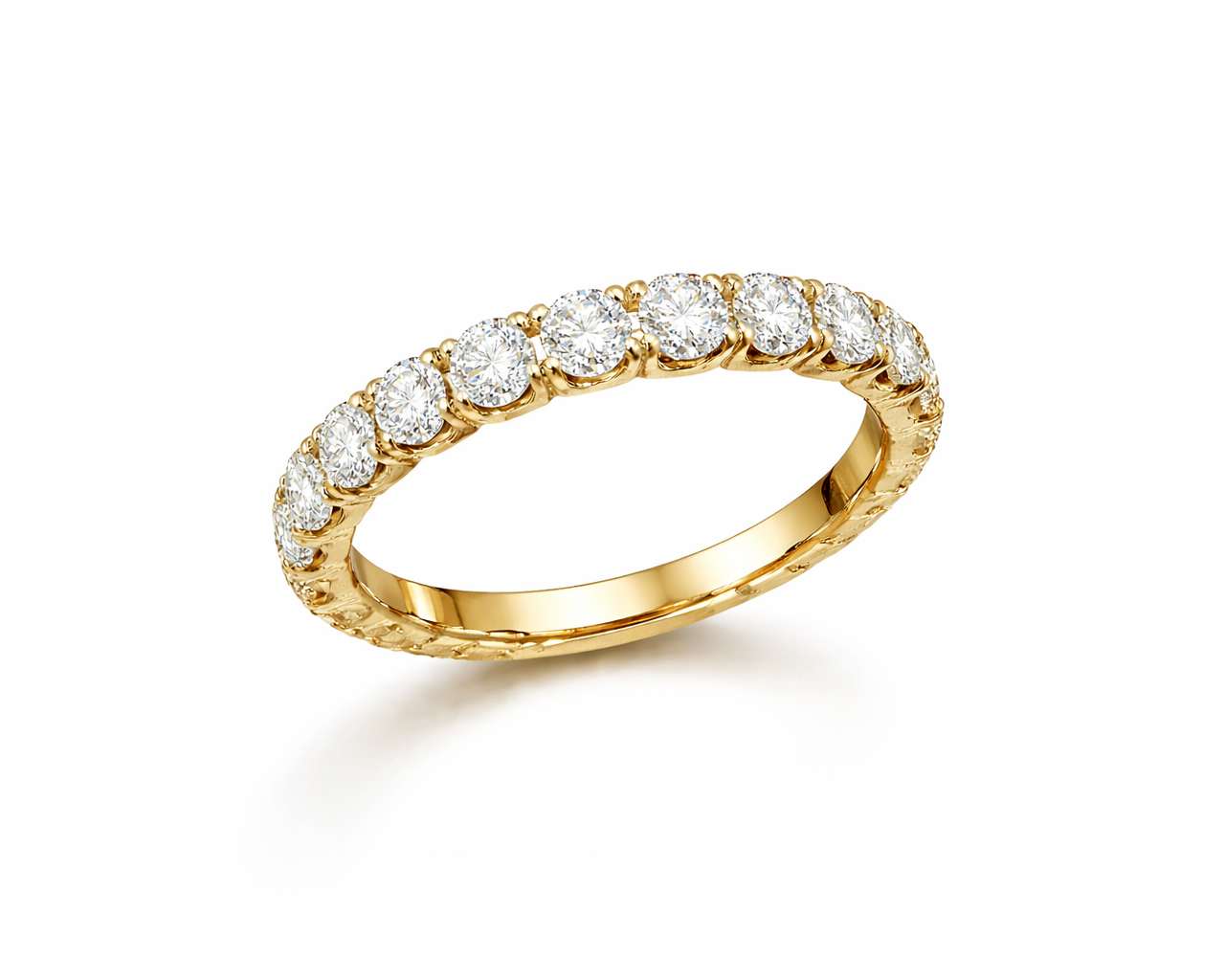 טבעת משובצת אלגנטית