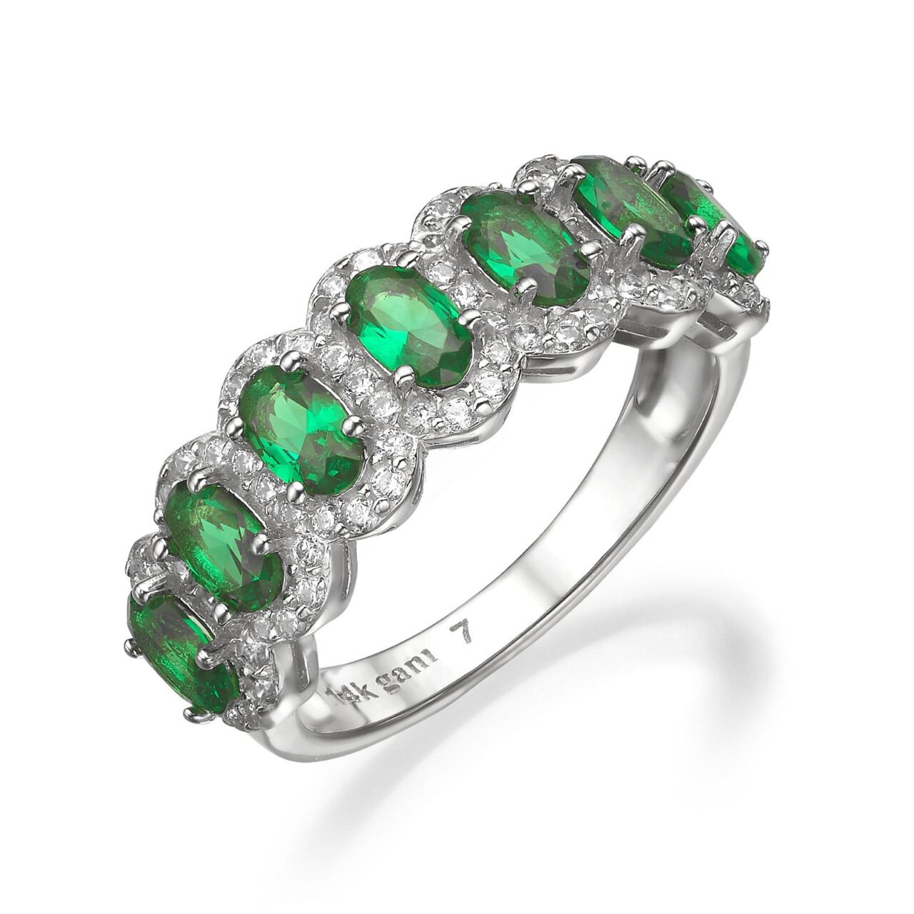 טבעת שיבוץ אבנים ירוקות