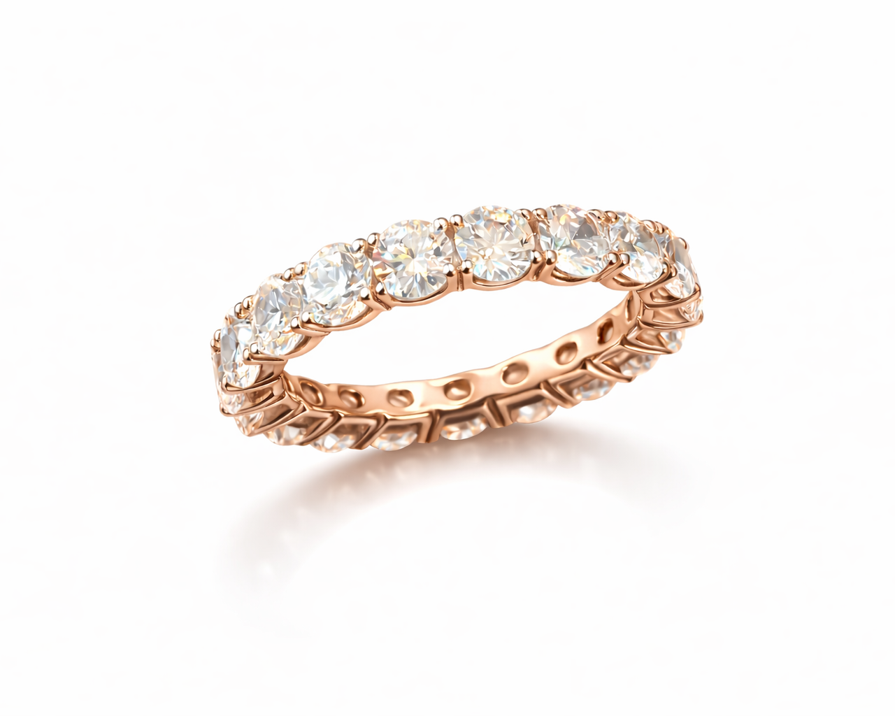 טבעת שורת יהלומים אלגנטית