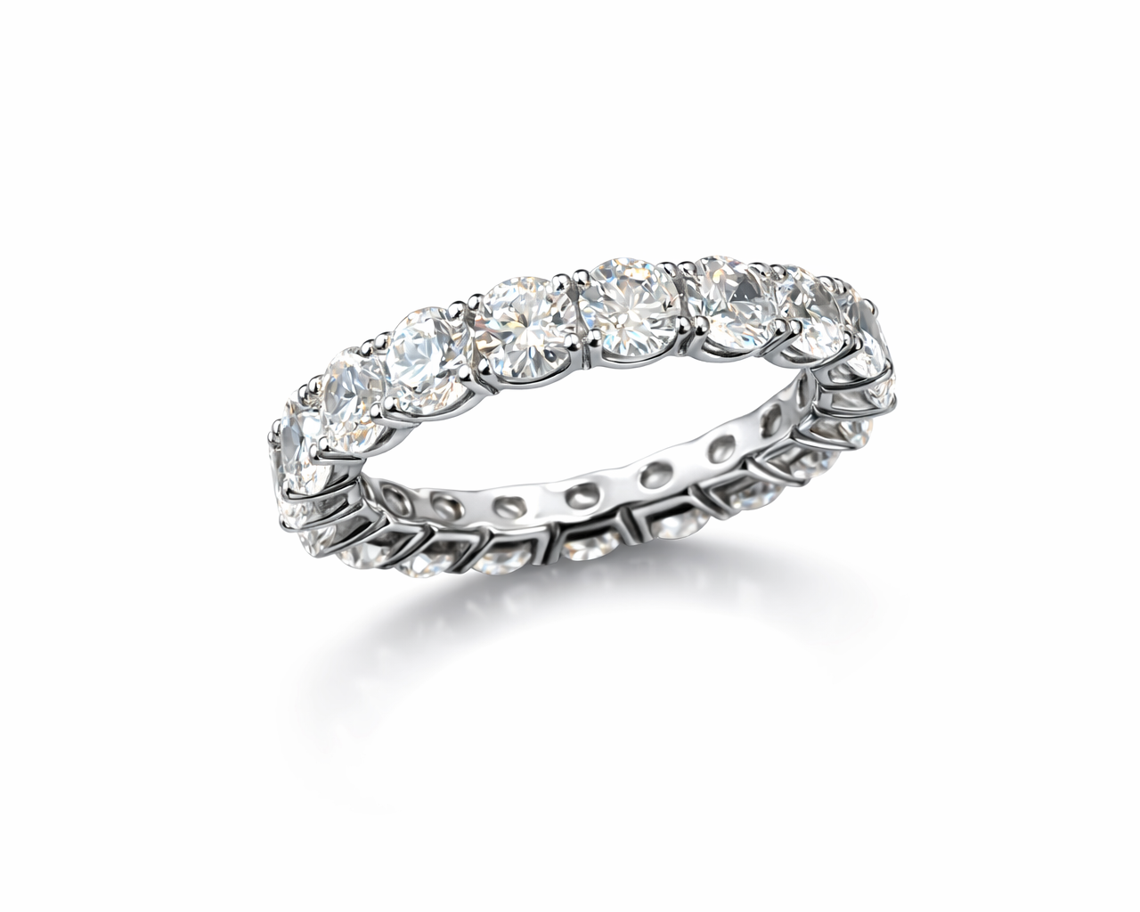 טבעת שורת יהלומים אלגנטית